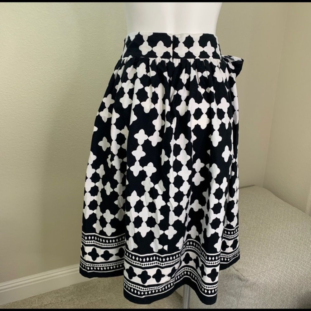 Kate Spade Black & White Skirt Size 4